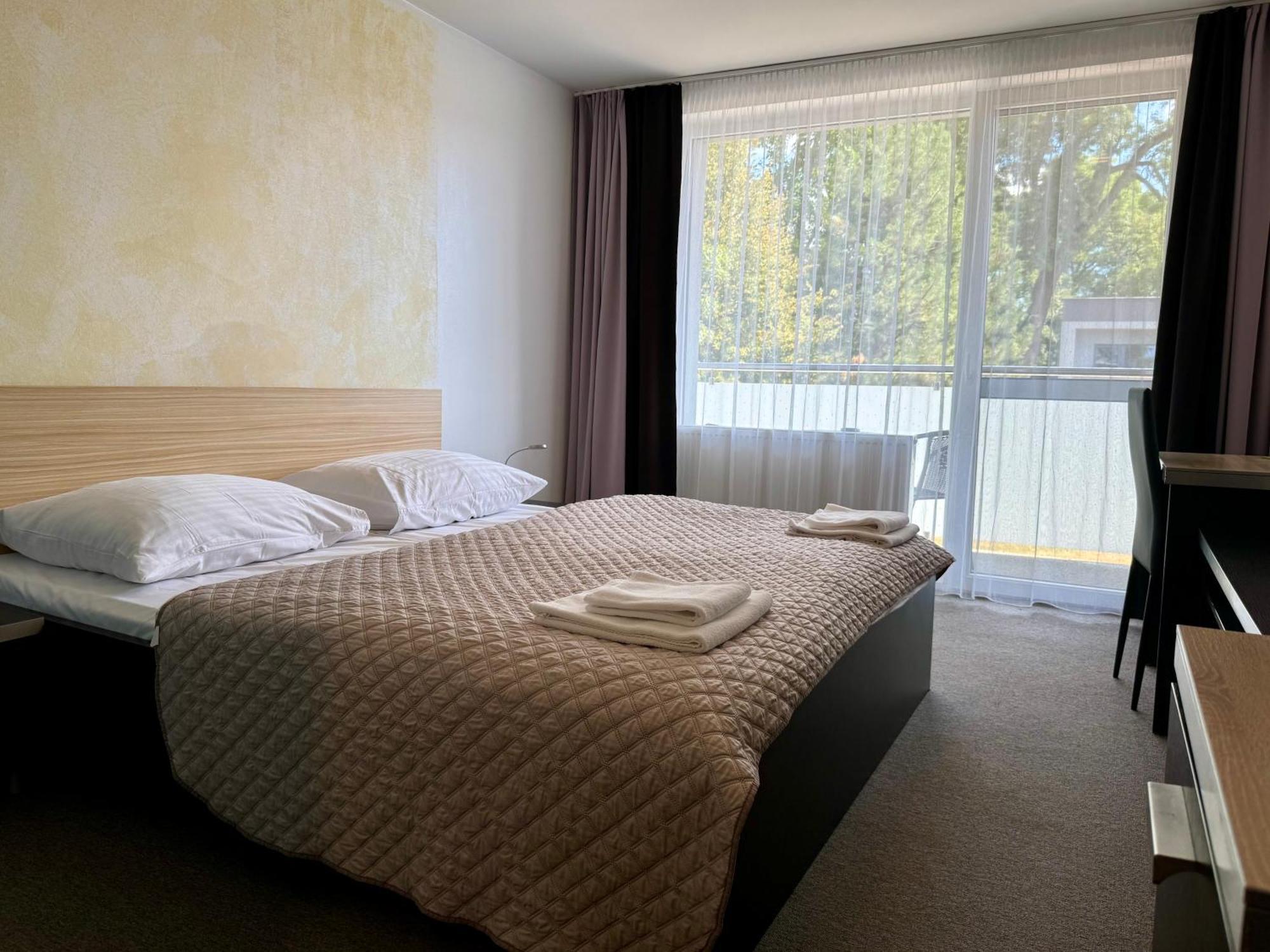 Termaly Male Bielice Hotel Partizanske Exterior photo